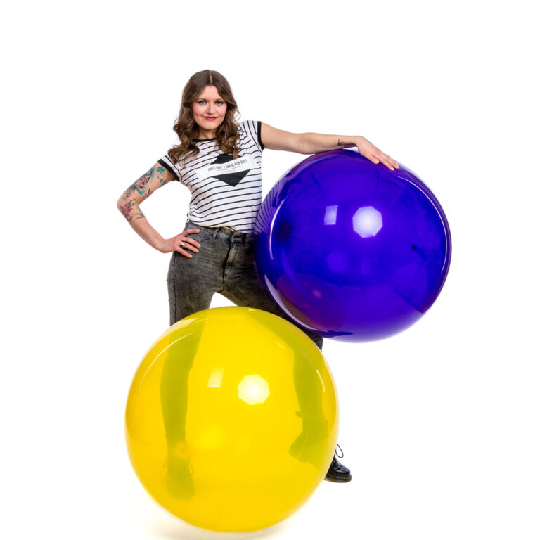 Buy the QUALATEX Giant Balloon 36